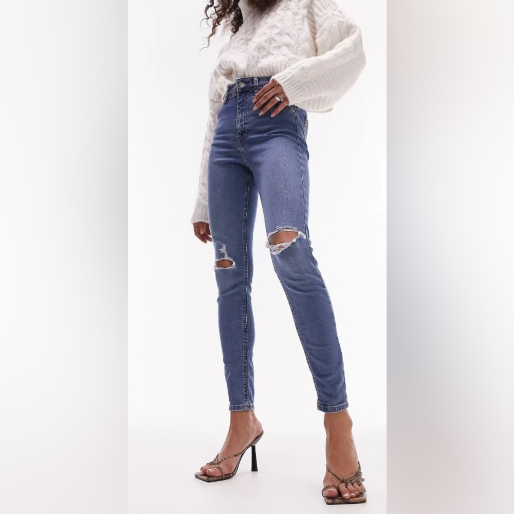 NWT Topshop Jaime Jeans with rips